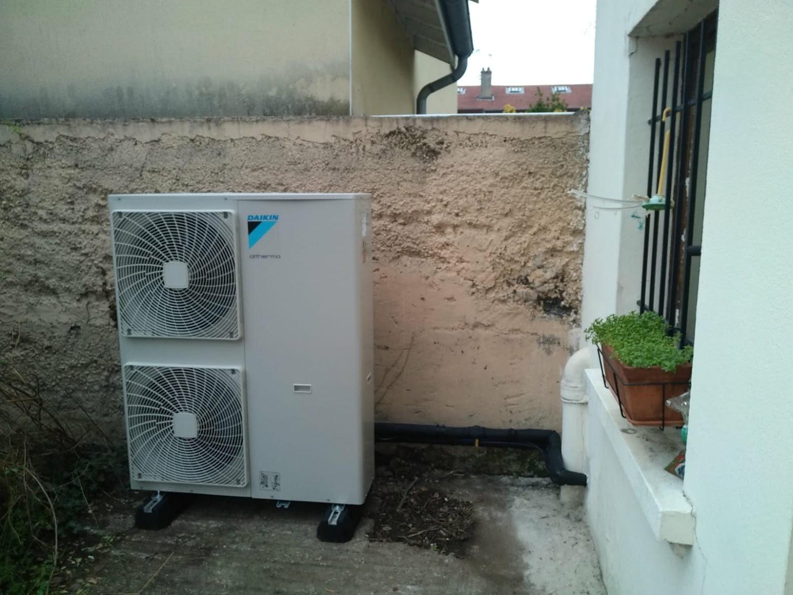 POMPE A CHALEUR DAIKIN MONOBLOC